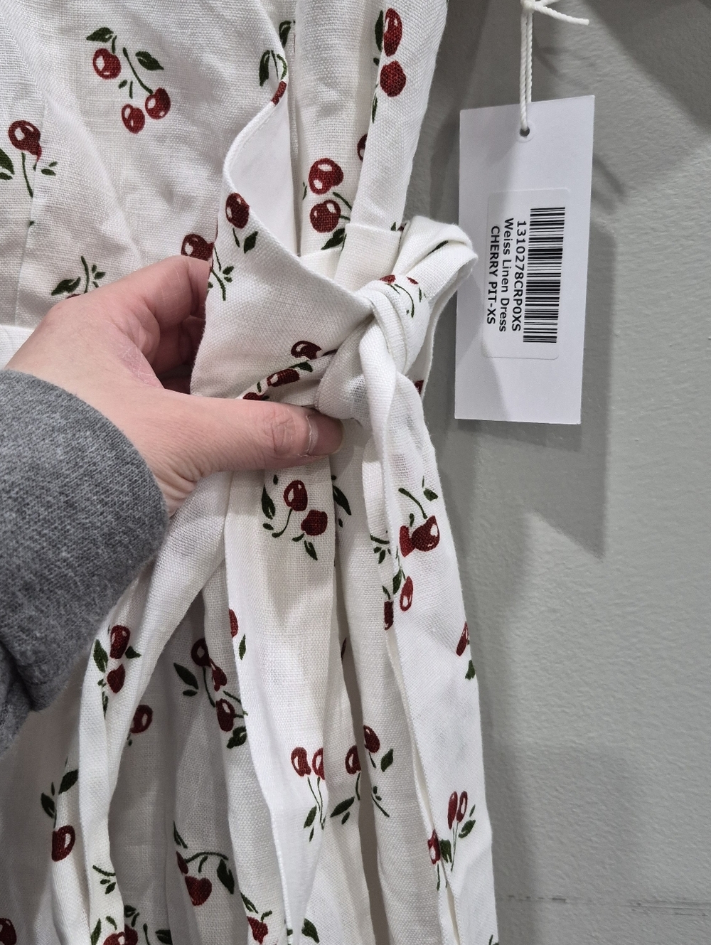 Reformation Weiss Linen Dress Cherry Pit - Picture 6 of 9